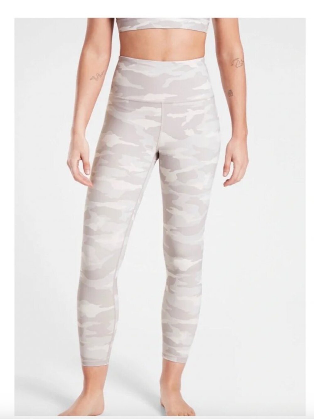 Athleta Elation Light Grey Camo 7/8 Legging